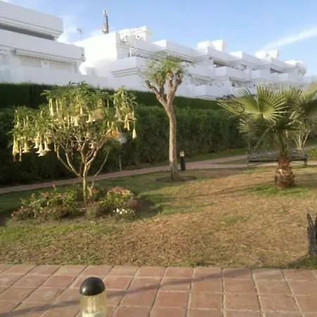 Urb. Pelikan Park Calle Sabinillas Nº 3 Estepona